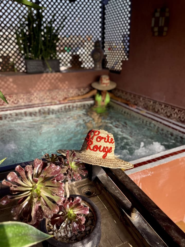 Riad La Porte Rouge By La Siredrah