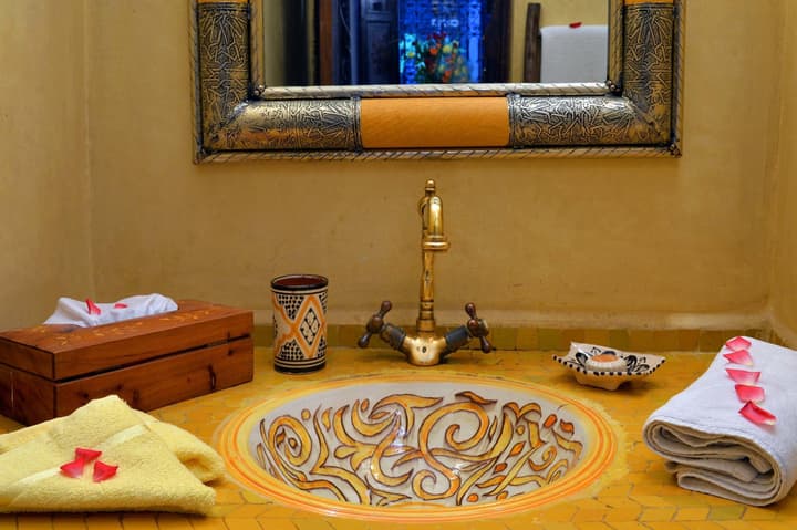 Riad La Porte Rouge By La Siredrah