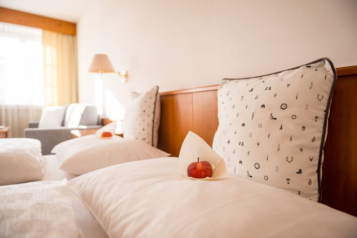Hotel KRONE - eat, drink, stay