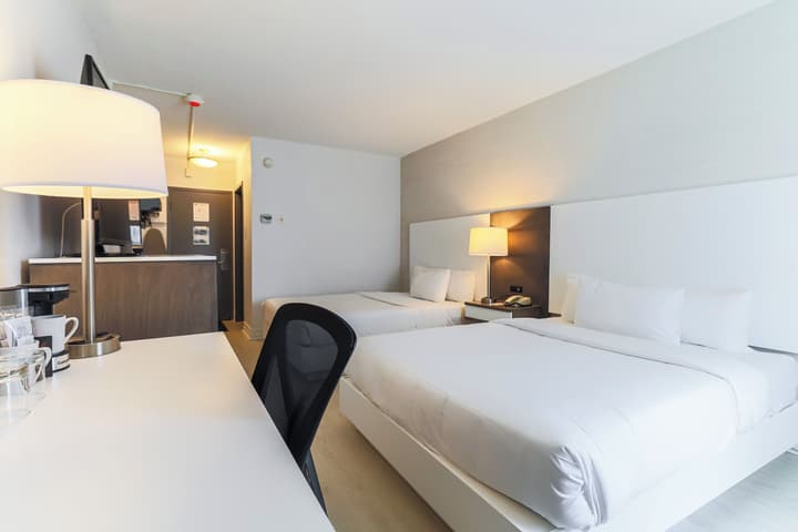 Hotel Universel