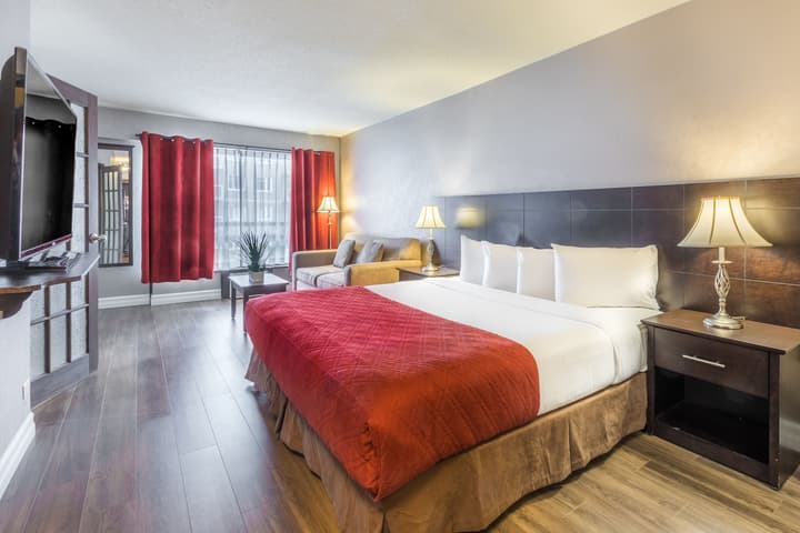 Hotel Universel