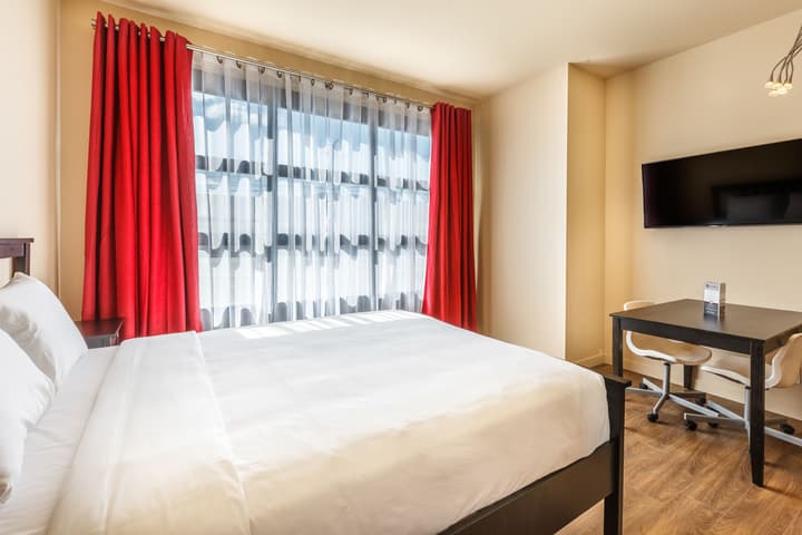 Hotel Universel