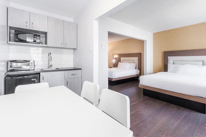 Hotel Universel