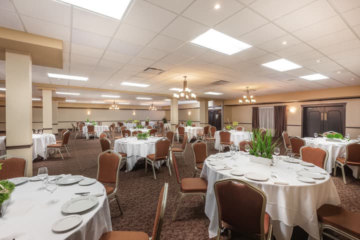 Hotel Universel