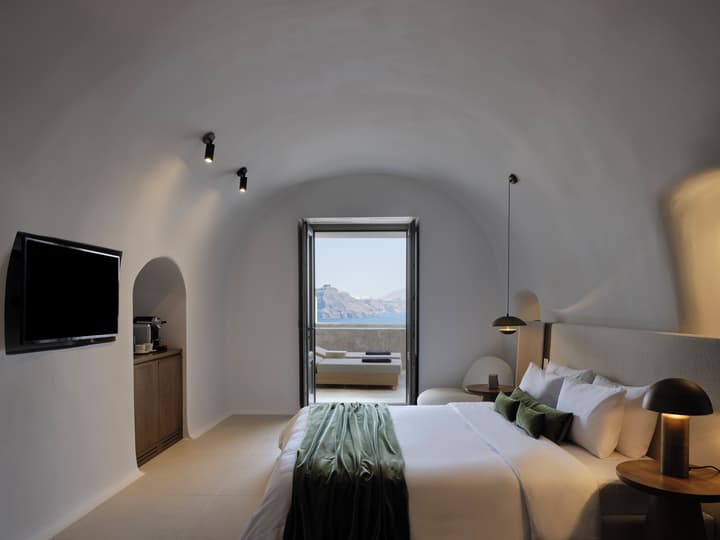 Andronis Luxury Suites