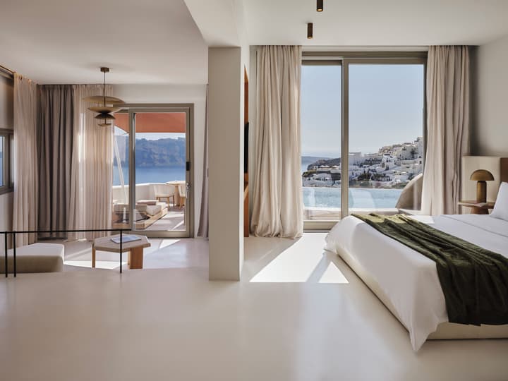 Andronis Luxury Suites