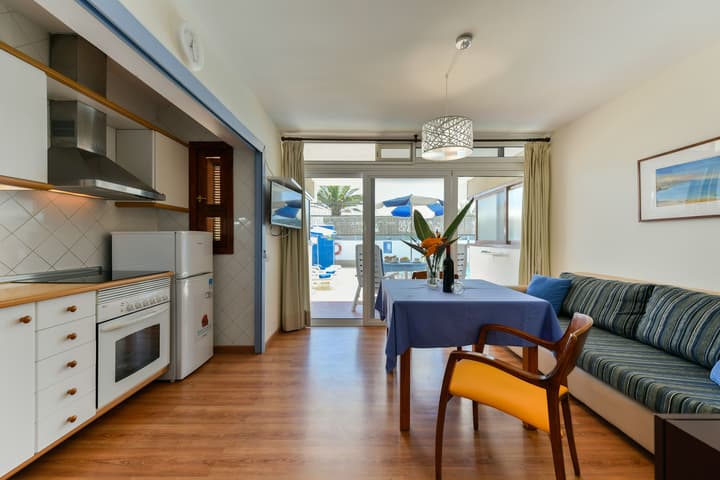 Apartamentos El Paseo