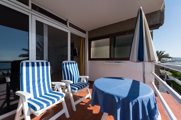 Apartamentos El Paseo