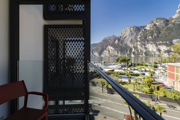 Lake Front Hotel Mirage