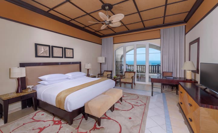 Desert Islands Resort & Spa by Anantara