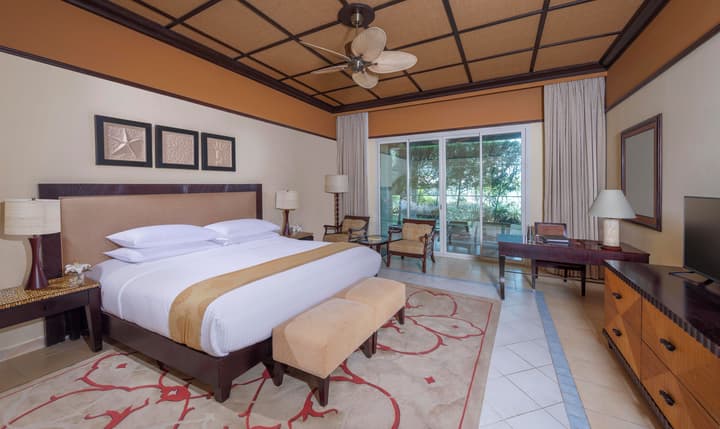 Desert Islands Resort & Spa by Anantara