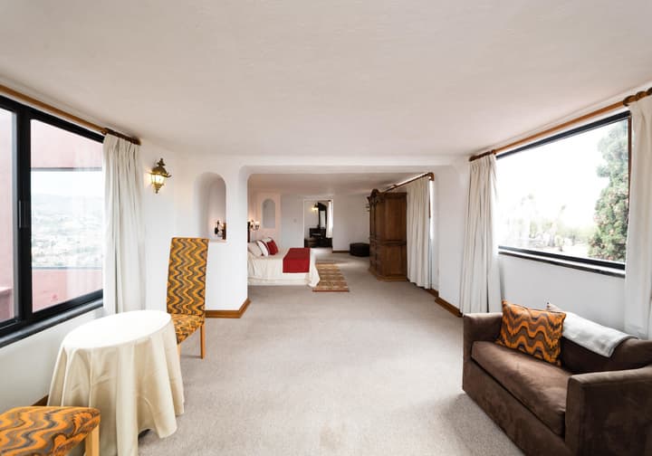 Hotel Misión Grand Casa Colorada