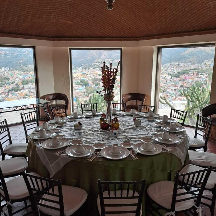 Hotel Misión Grand Casa Colorada