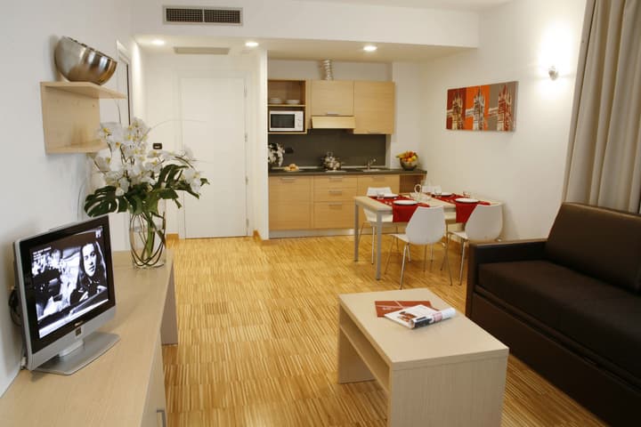 Euro Hotel Residence