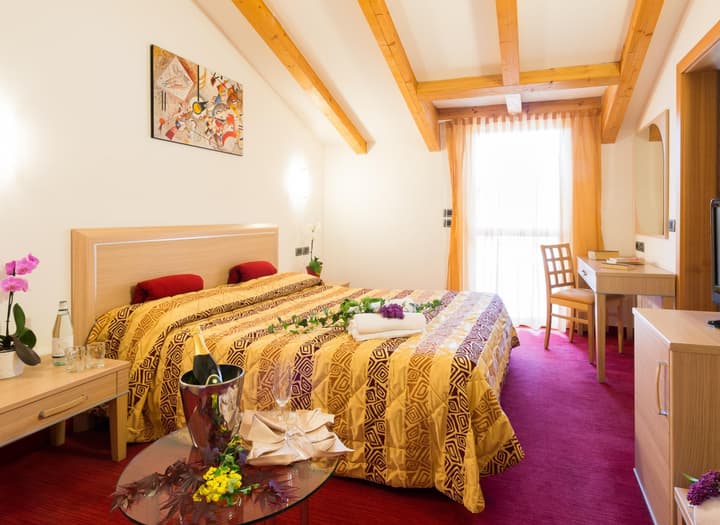 Nature Bio Hotel Elite