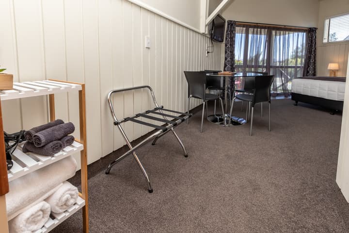 ASURE Explorer Motel & Apartments