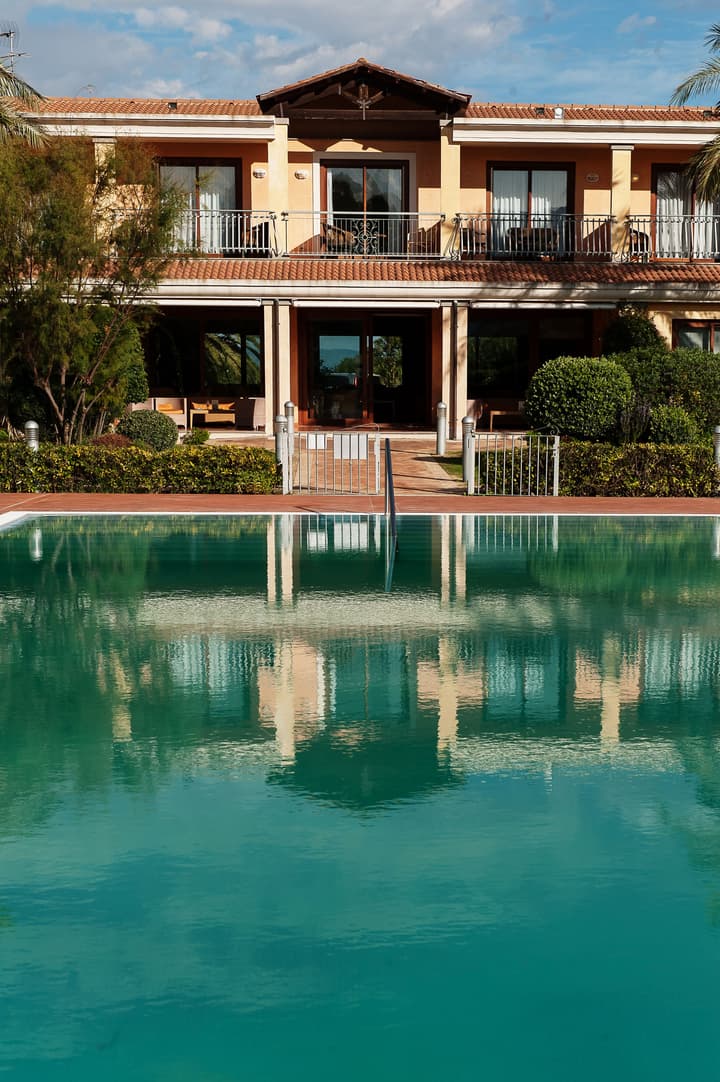 Hotel Santa Gilla