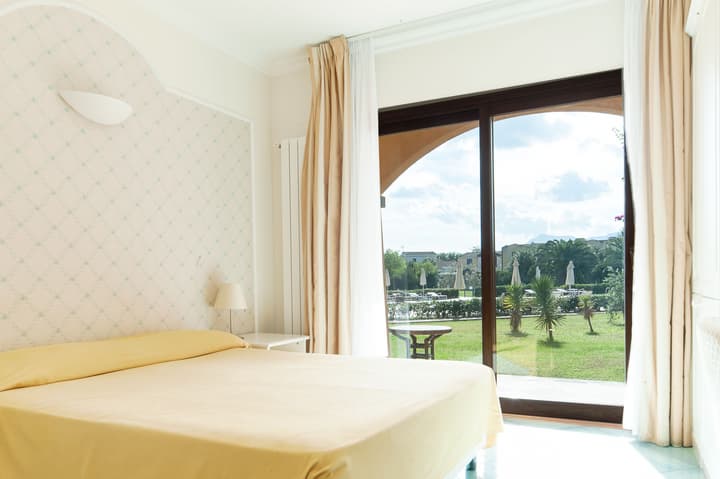 Hotel Santa Gilla