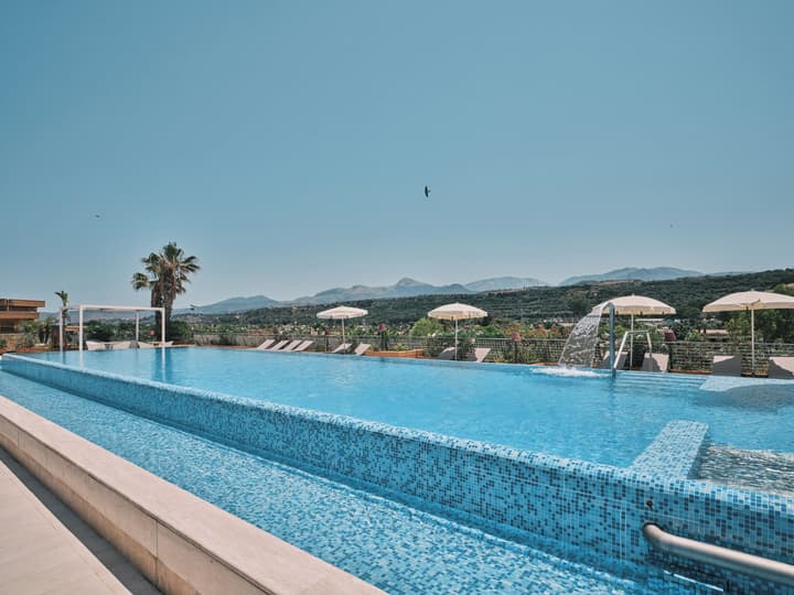 Acacia Resort