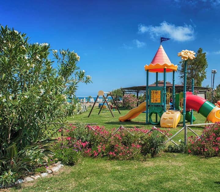 Acacia Resort