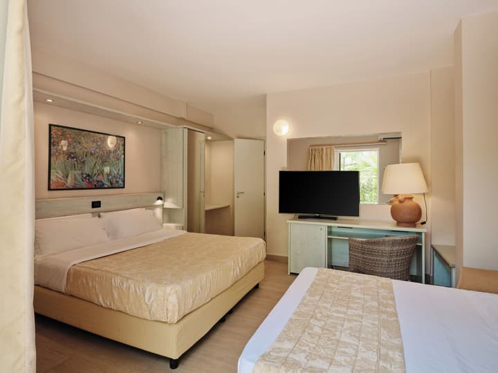 Acacia Resort