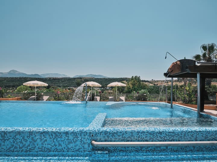 Acacia Resort