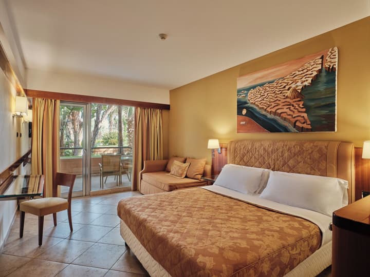 Acacia Resort