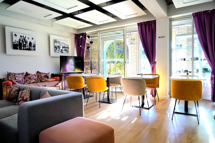 Sud Hotel