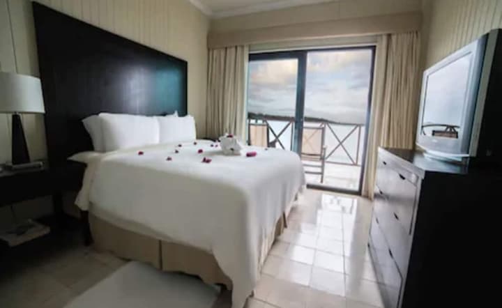 Playa Tortuga Hotel & Beach Resort