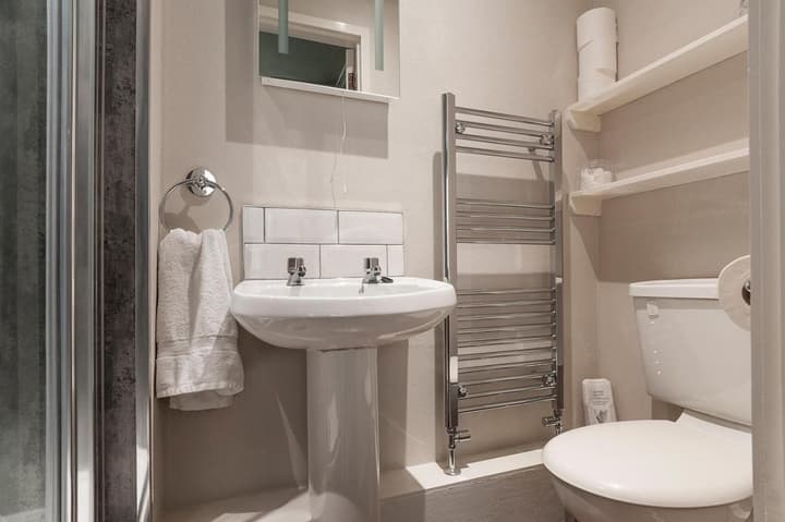 Aynetree Guest House