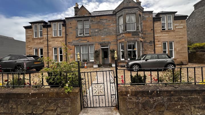 Aynetree Guest House