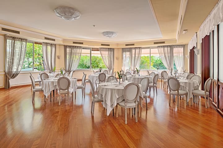 Hotel Paradiso