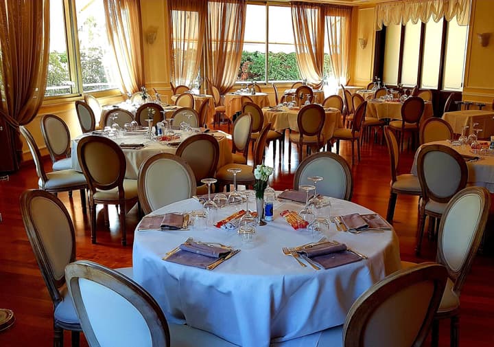 Hotel Paradiso