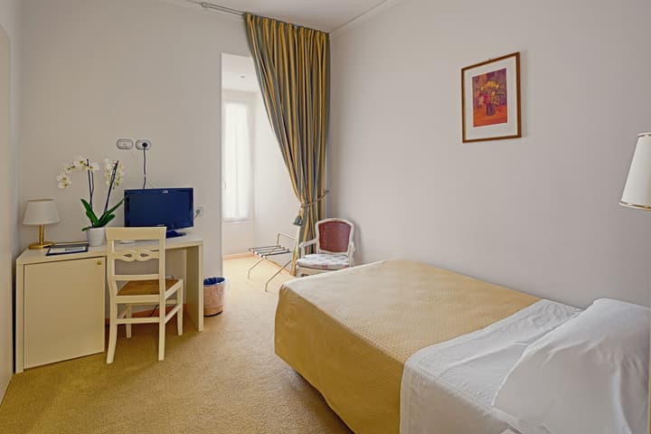 Hotel Paradiso