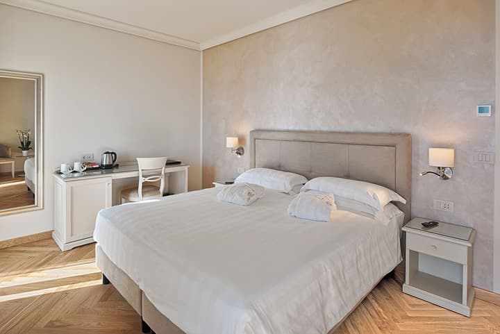 Hotel Paradiso