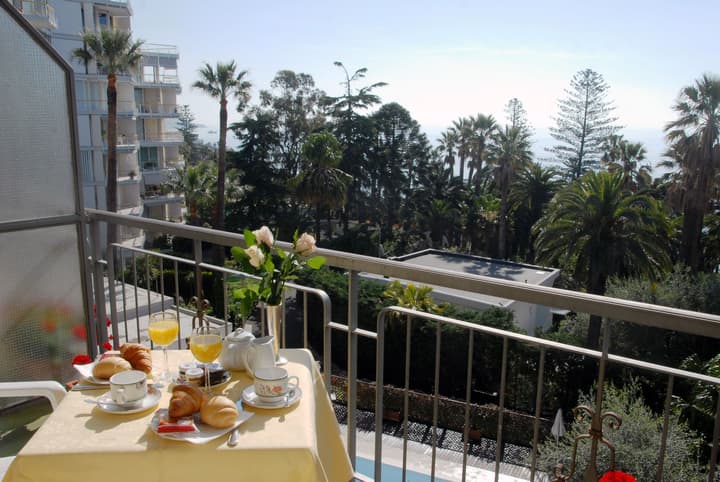 Hotel Paradiso