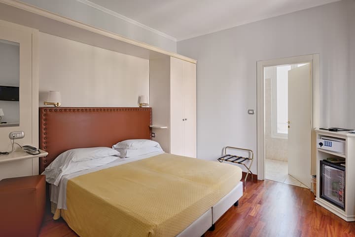 Hotel Paradiso