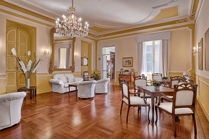 Hotel Paradiso