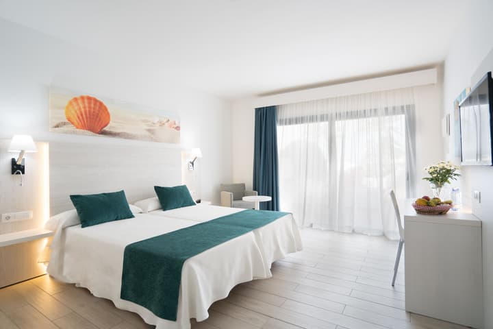 THB Flora Aparthotel