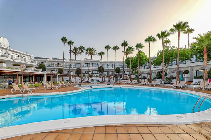 THB Flora Aparthotel