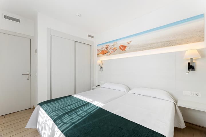 THB Flora Aparthotel