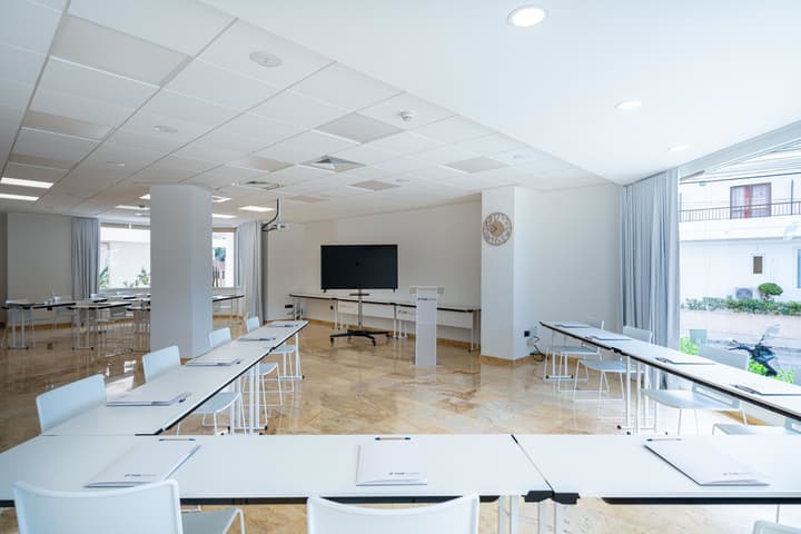 Hotel THB María Isabel - Adults Only