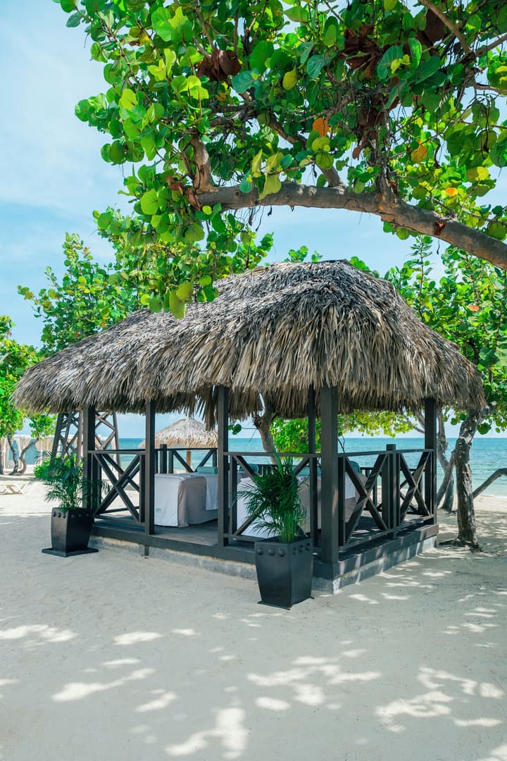 Iberostar Waves Rose Hall Beach - All Inclusive