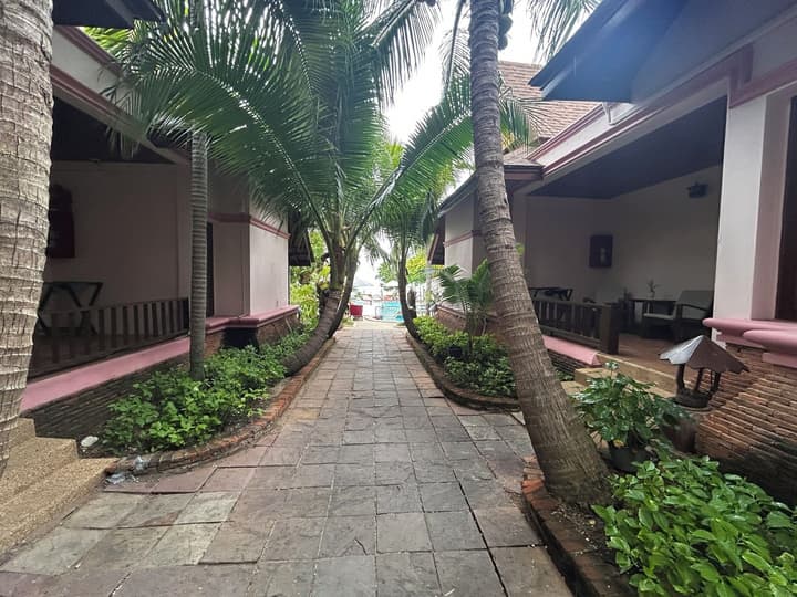 Thai House Beach Resort