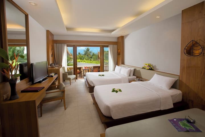 Thai House Beach Resort