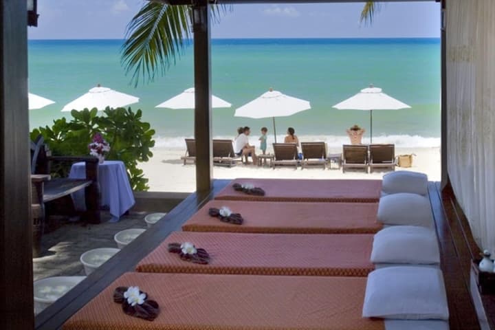 Thai House Beach Resort