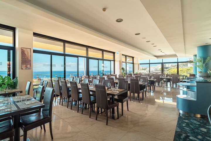 Muthu Raga Madeira Hotel