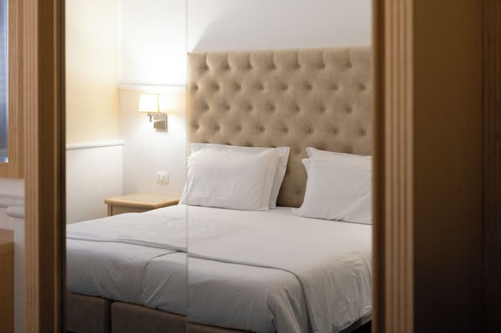 Arathena Rocks Hotel