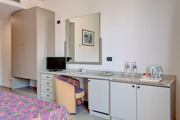 Hotel Antares