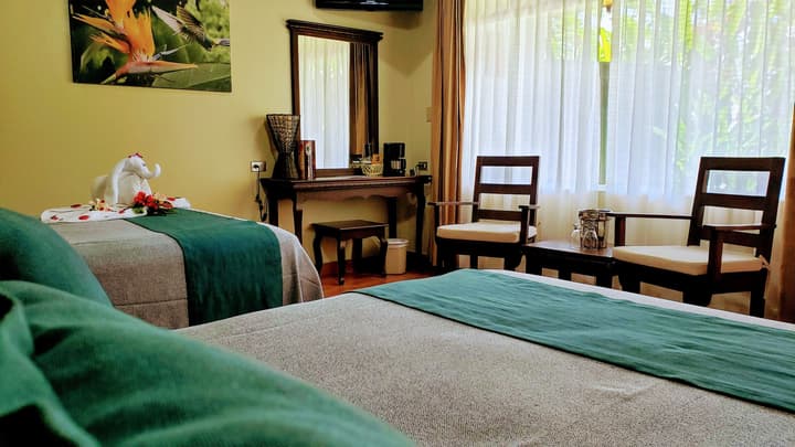 Volcano Lodge Hotel & Thermal Experience